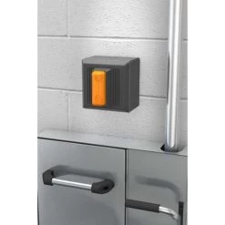 Guardian AP280-240 Combination Strobe Light And Alarm Horn For Surface Mounted Laboratory Units